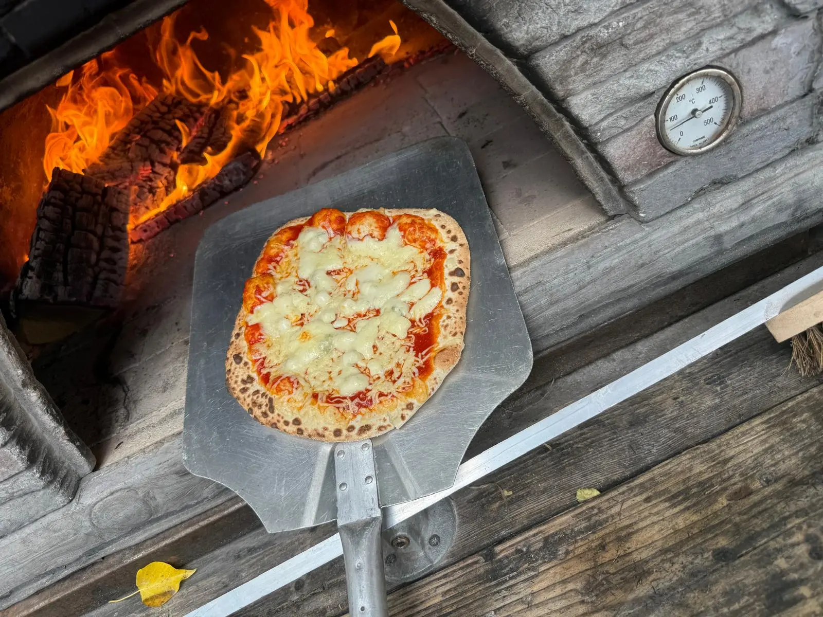 Pizza oven vuur